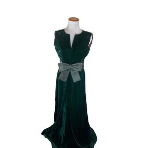 Vintage Elegant Emerald Green Velvet Gown Holiday Dress with Oversized Bow Belt